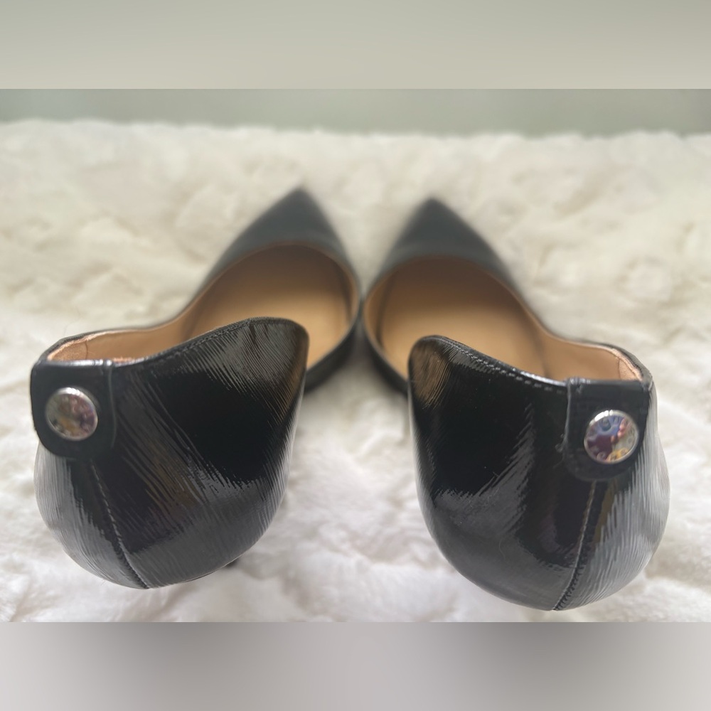 New Michael Kors Black Nathalie Flex
Crafted leather pumps sleek stiletto heel - Picture 8 of 13
